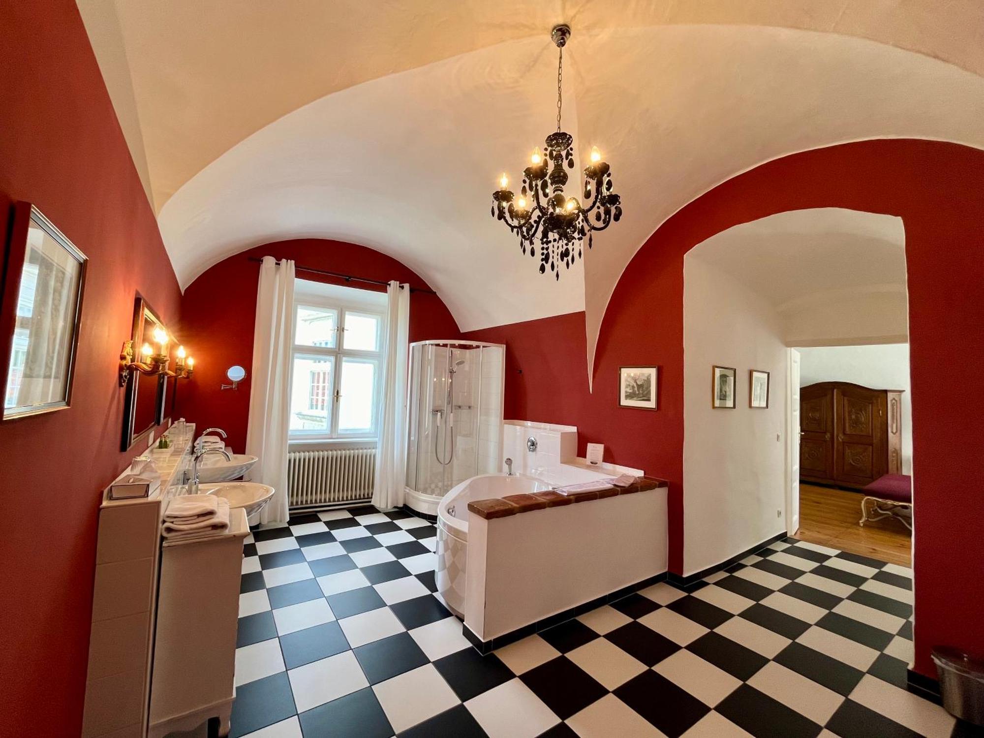 Schlosshotel Mailberg Buitenkant foto
